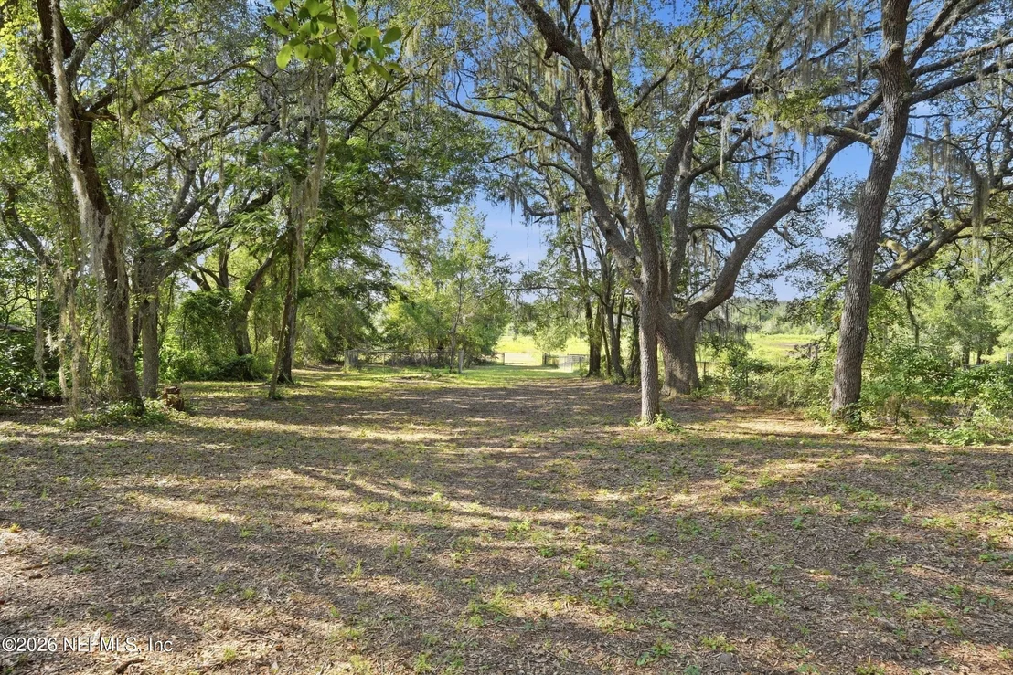 Photo of 187 LAKEVIEW Drive