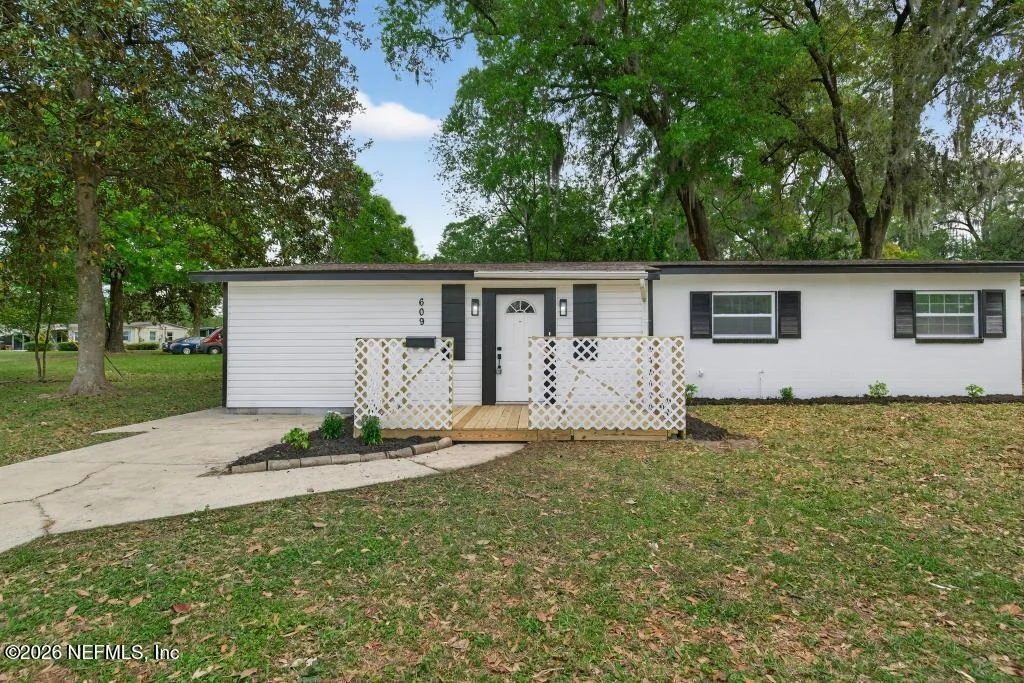 Photo of 609 WREN Road