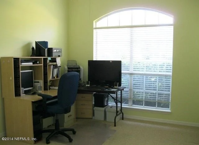 Photo of 212 Bobolink Place