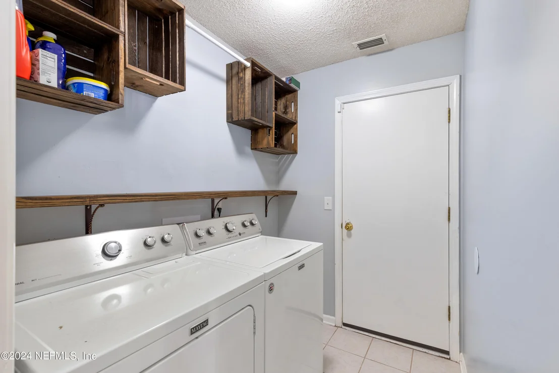 Photo of 10017 PLANK Lane