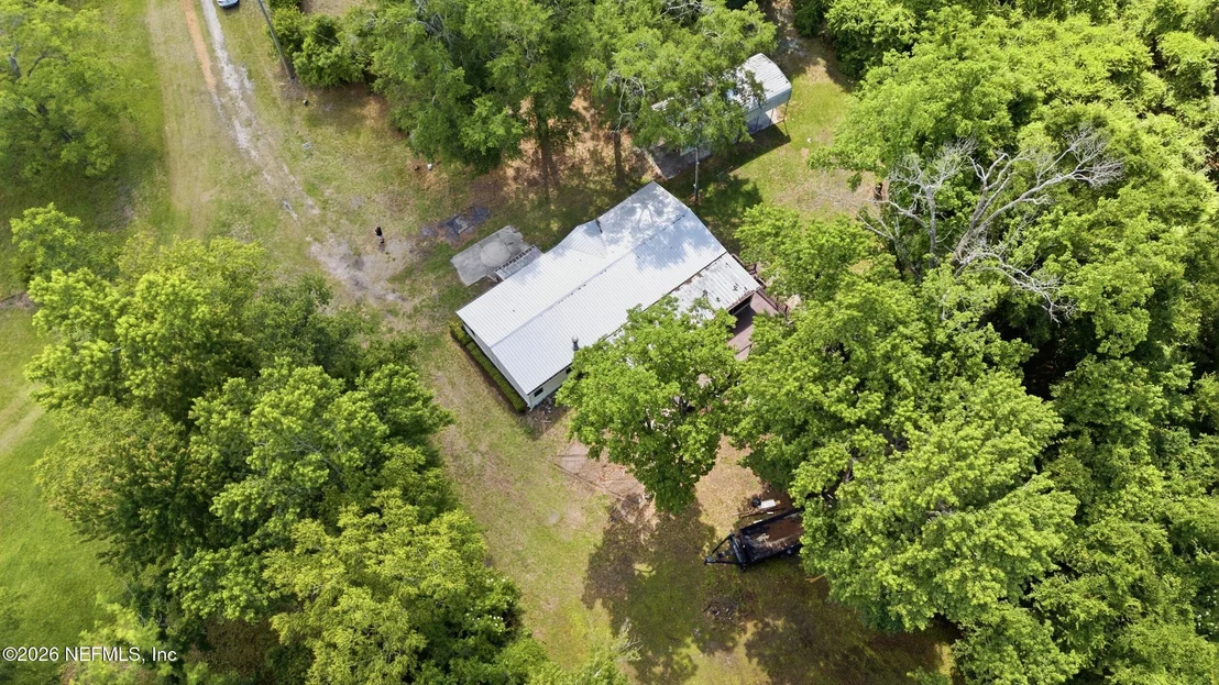 Photo of 138 THOMAS Avenue