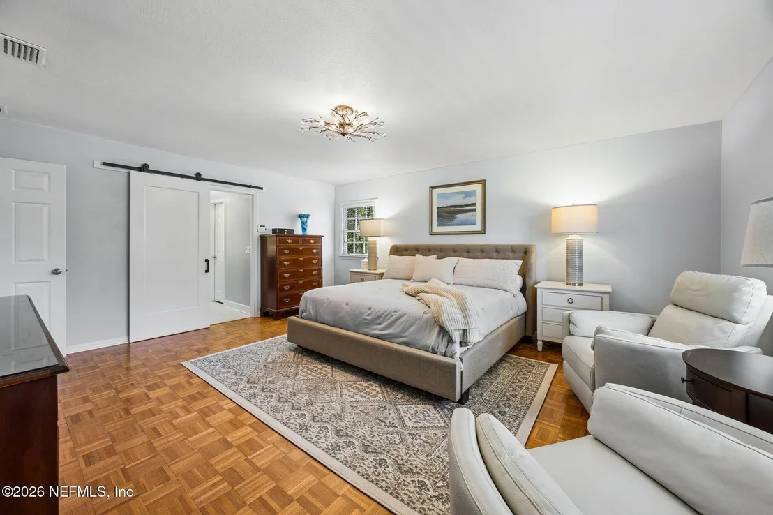 Photo of 2321 EGREMONT Drive
