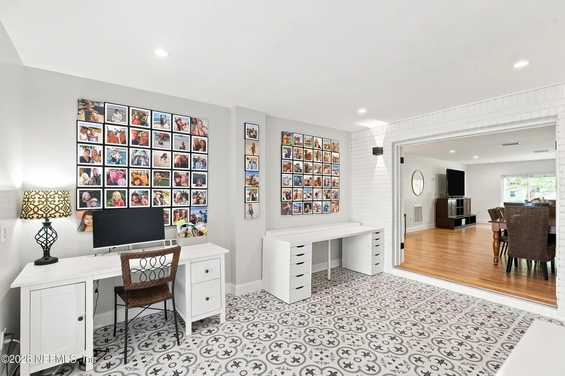Photo of 5392 HECKSCHER Drive