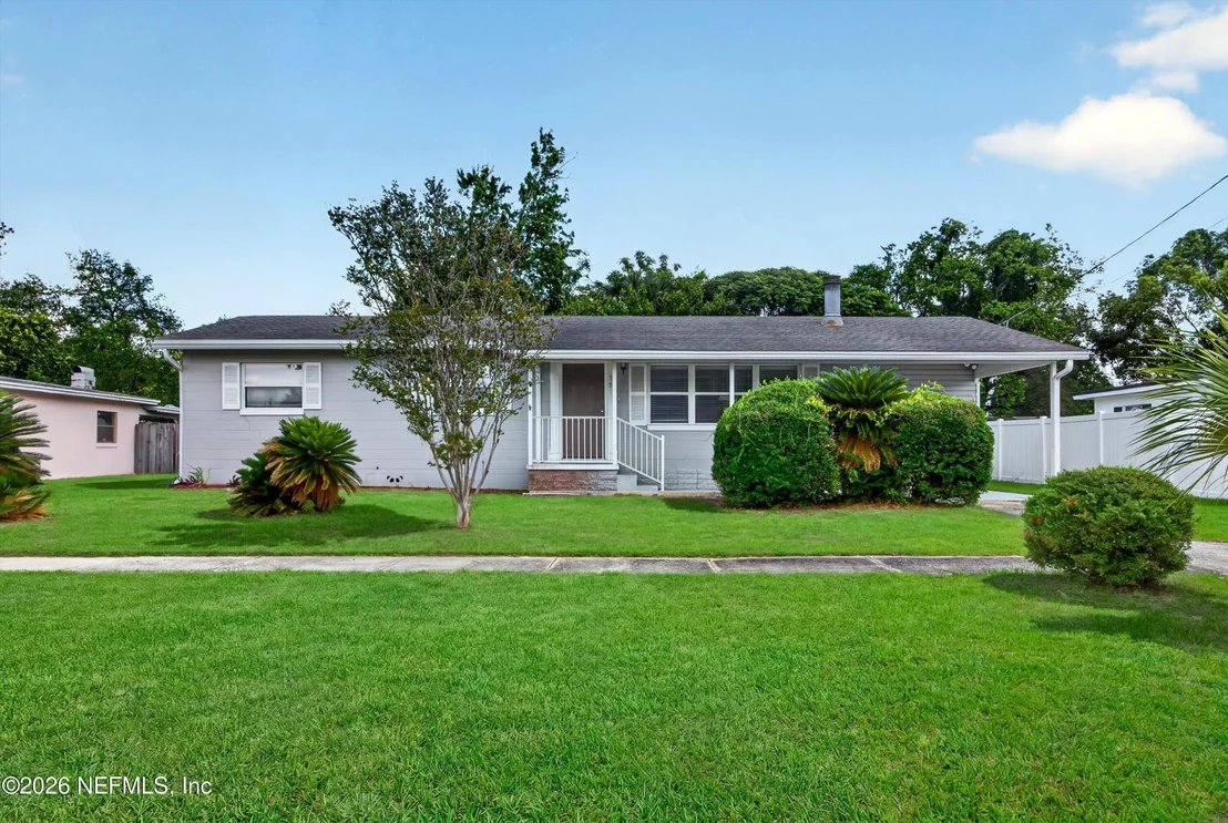 Photo of 7251 MAYAPPLE Road