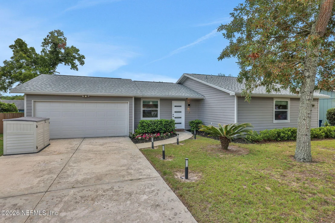 Photo of 11530 BROAD LEAF Drive