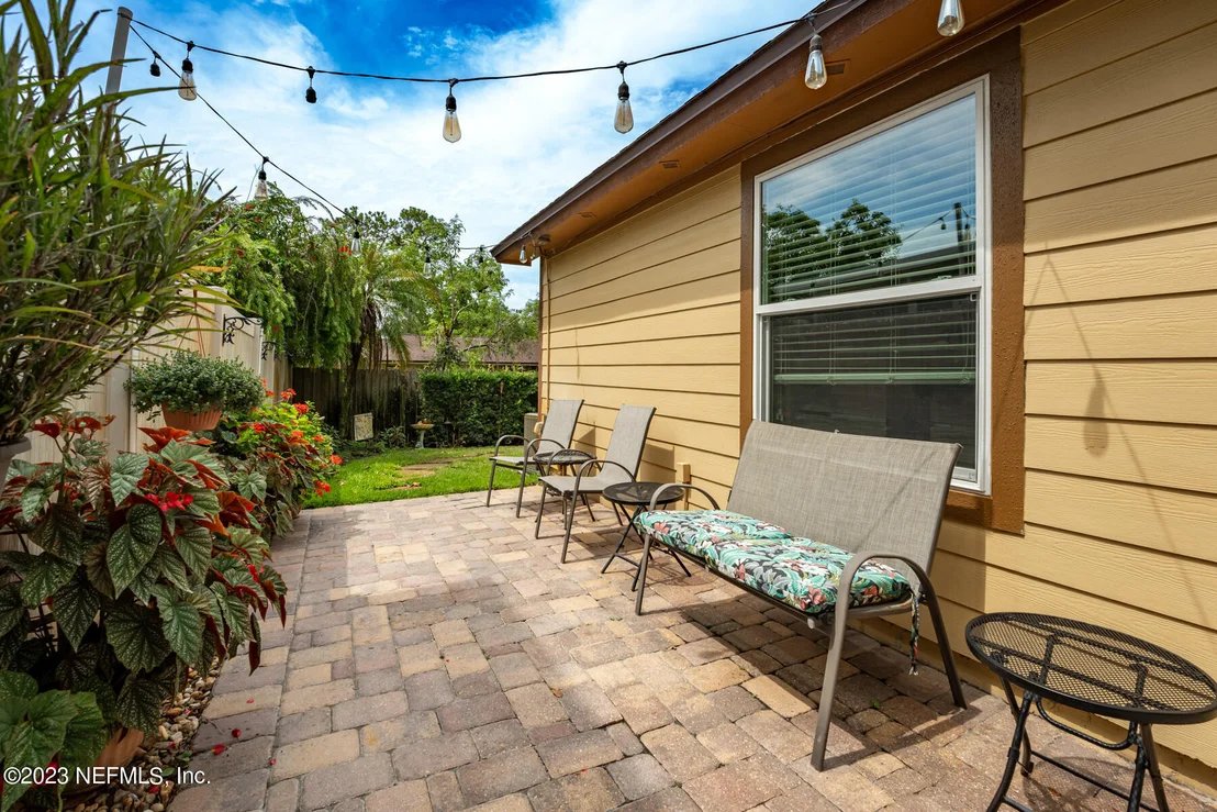 Photo of 1676 WESTWIND Drive