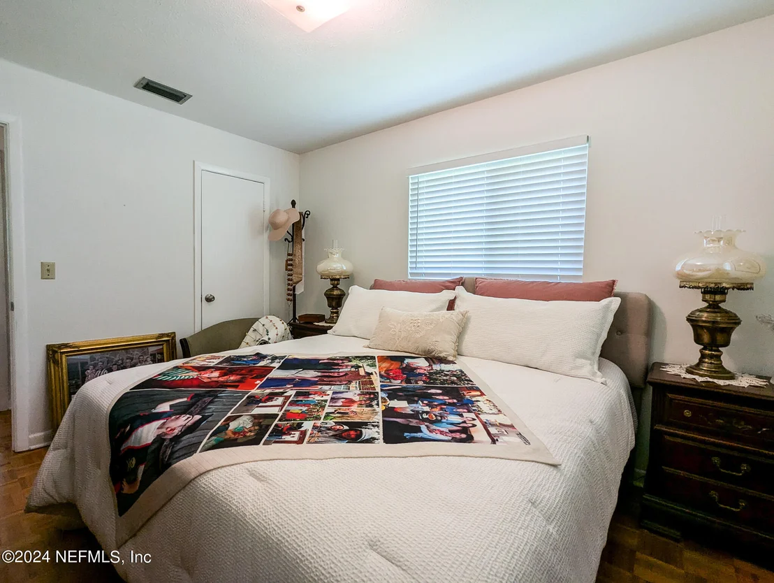 Photo of 7639 HILLSIDE Drive