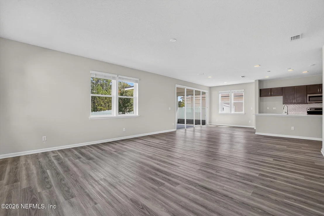 Photo of 4564 PINE RIDGE Parkway