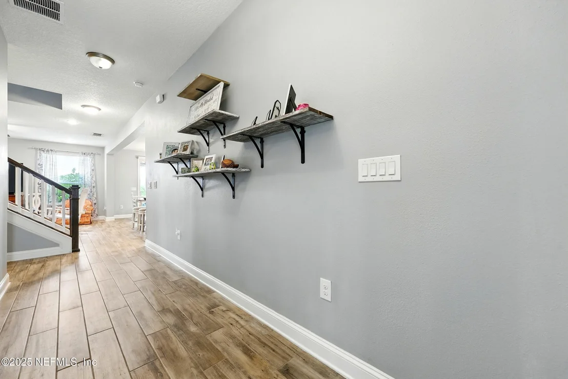 Photo of 474 CONVEX Lane