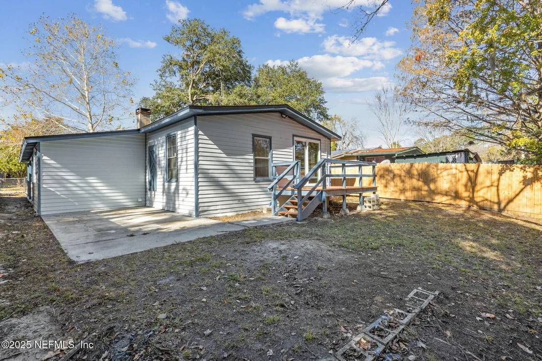 Photo of 7611 MCCOWAN Drive