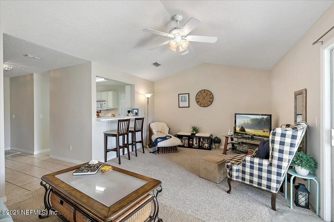 Photo of 440 ISLAND VIEW Circle