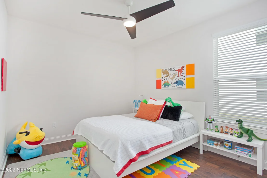 Photo of 814 SILVER PINE Drive