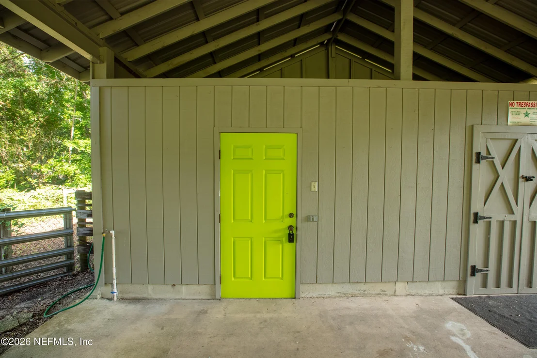 Photo of 523 SE 28TH Way