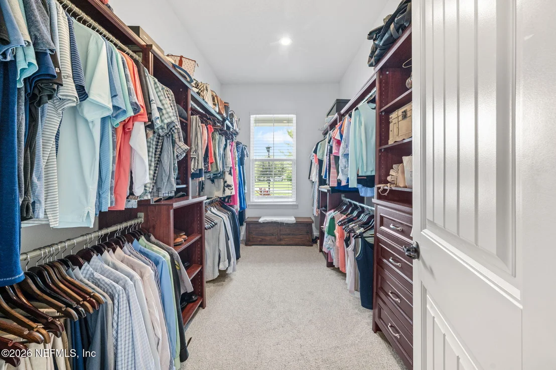 Photo of 681 GLENNEYRE Circle