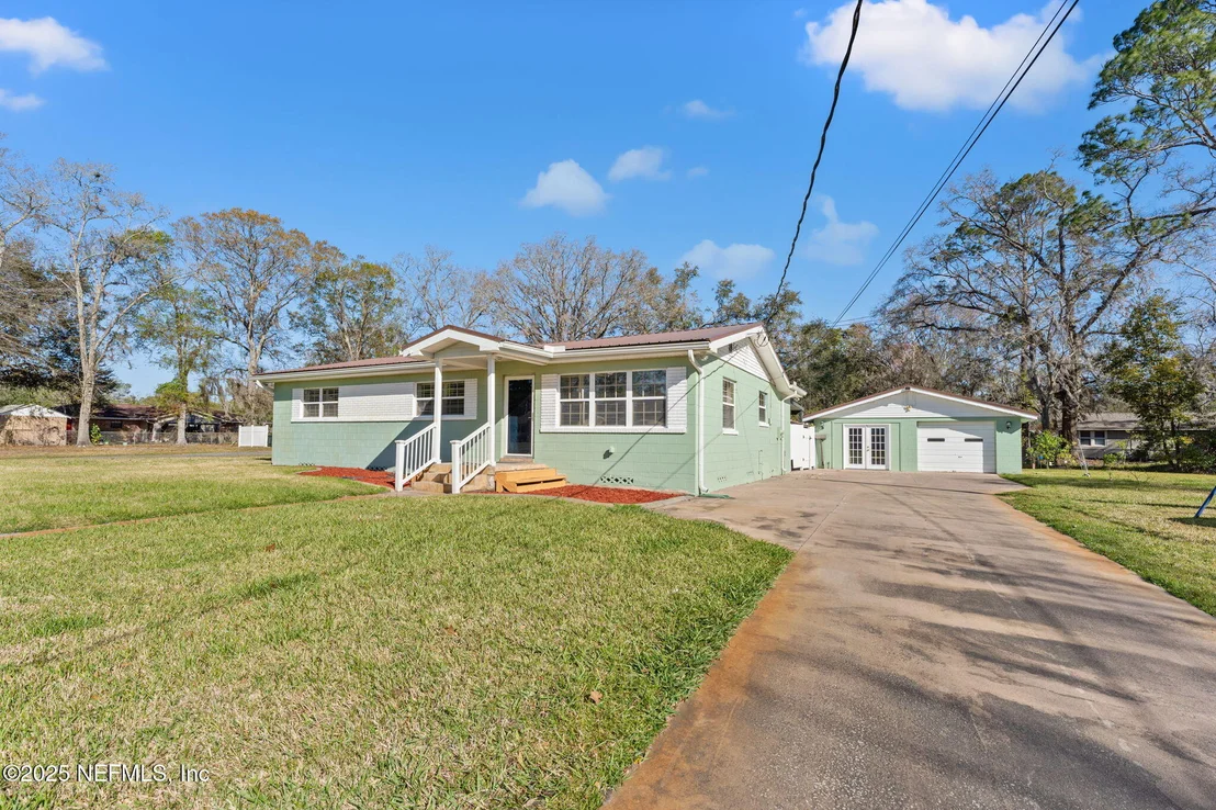 Photo of 8871 MANSON Circle