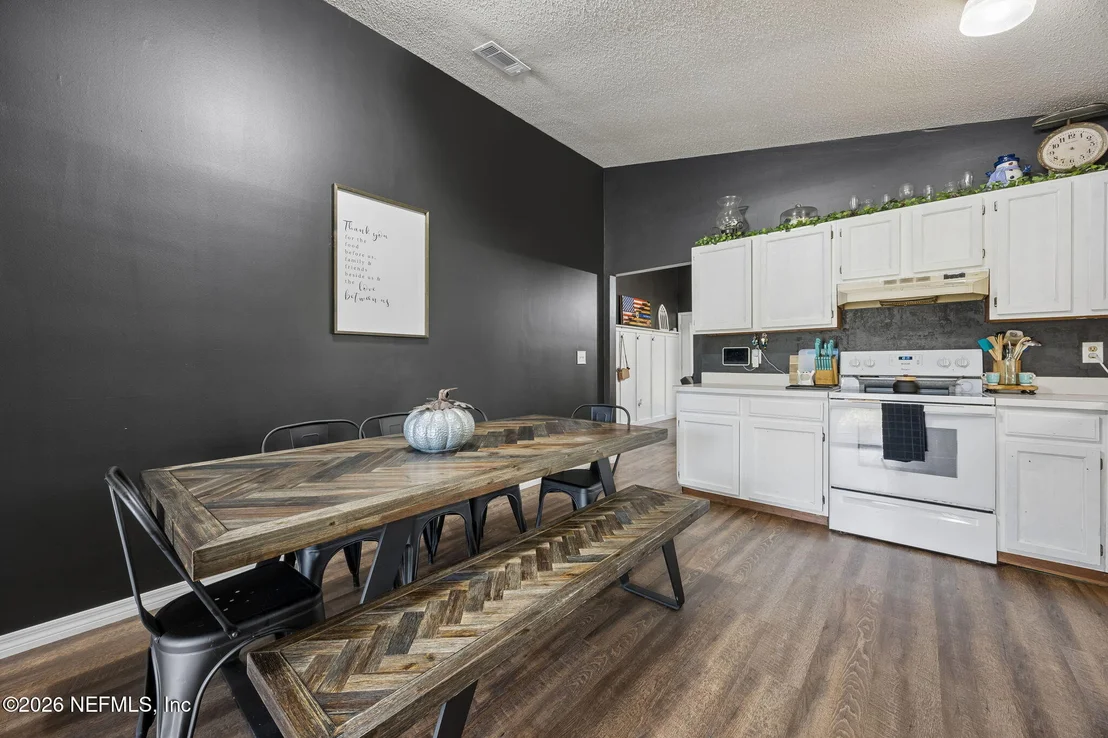 Photo of 407 MOBY DICK Drive S