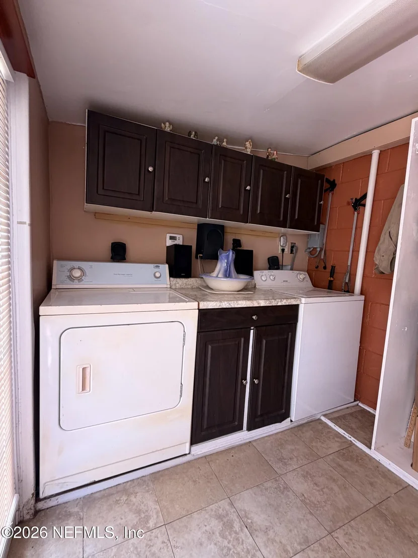 Photo of 4127 SPRINGWOOD Road