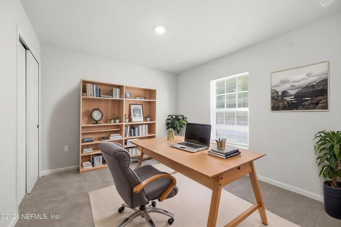 Photo of 7958 HAMMOND Boulevard