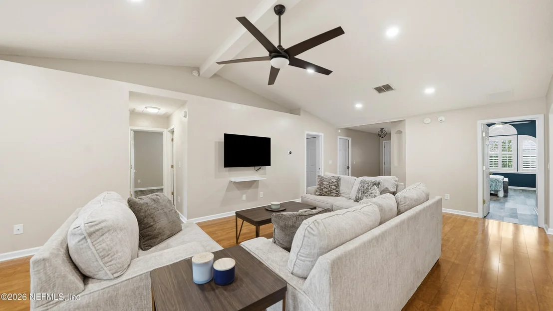 Photo of 1272 SOARING FLIGHT Way