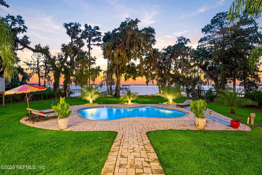 Photo of 120 RUSTIC OAKS Lane