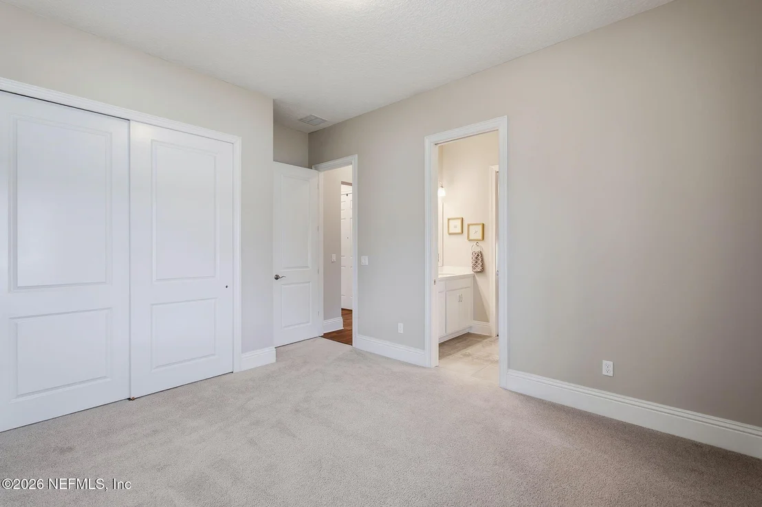 Photo of 183 FREMONT Avenue