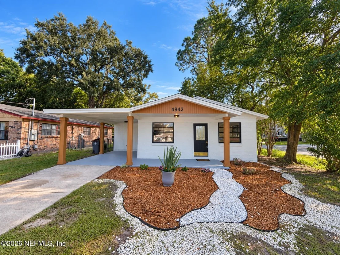 Photo of 4942 SPRING GLEN Road