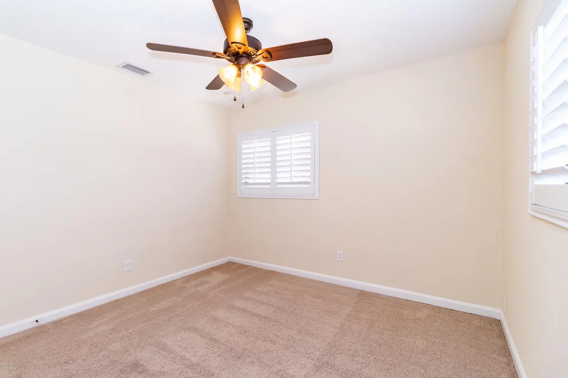 Photo of 705 PALM TREE Road