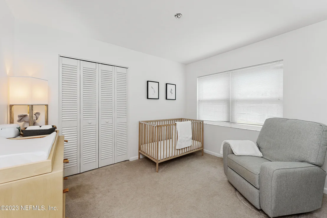 Photo of 35 DOLPHIN Boulevard