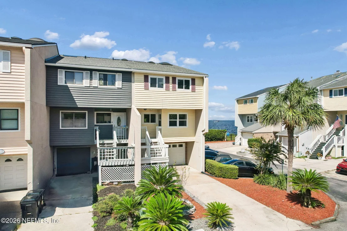 Photo of 327 SCENIC POINT Lane