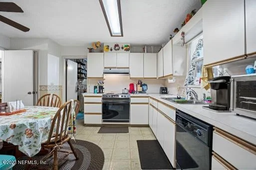 Photo of 1730 BARTLETT Avenue