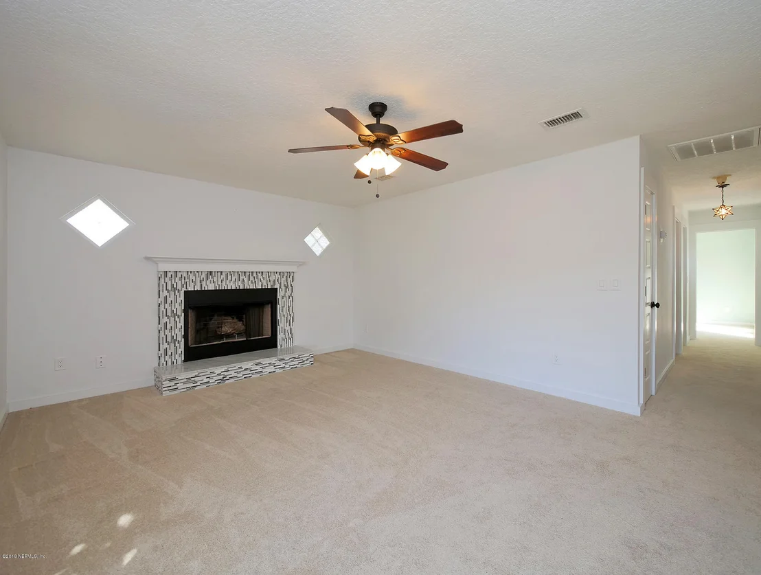 Photo of 1802 SEMINOLE Road