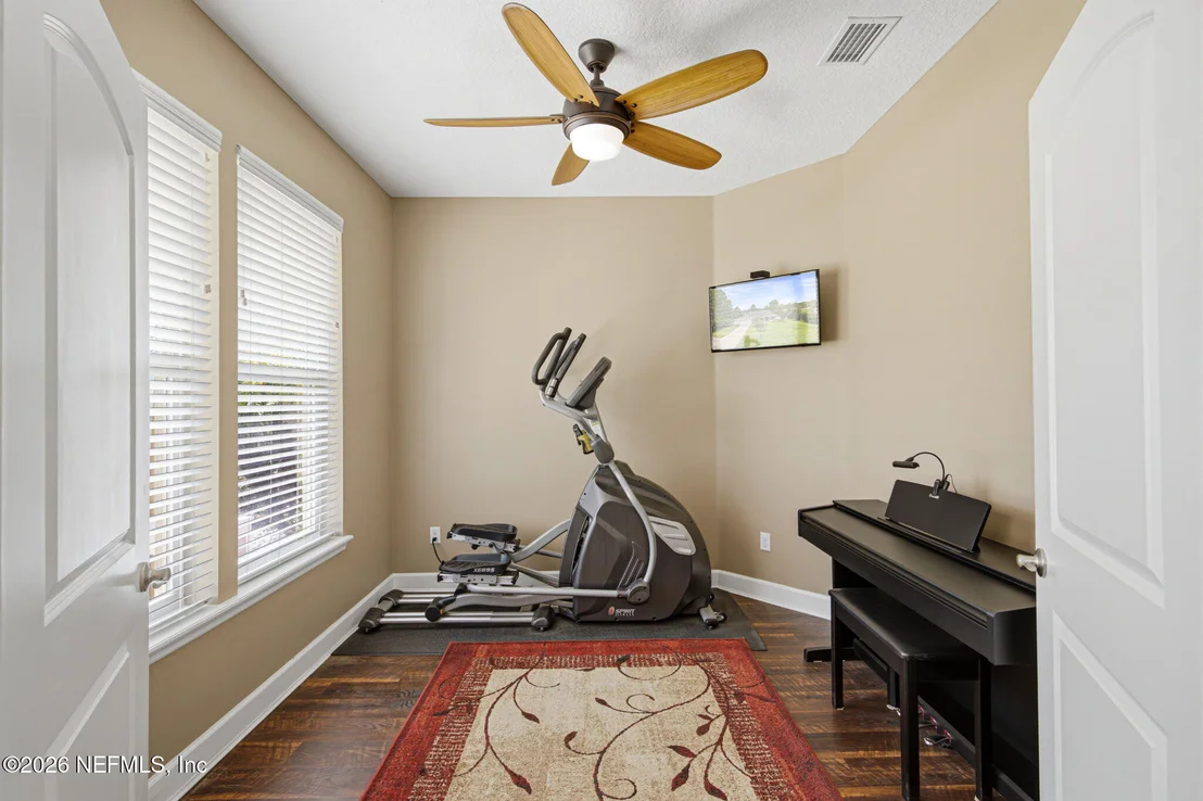 Photo of 133 S WALK Place