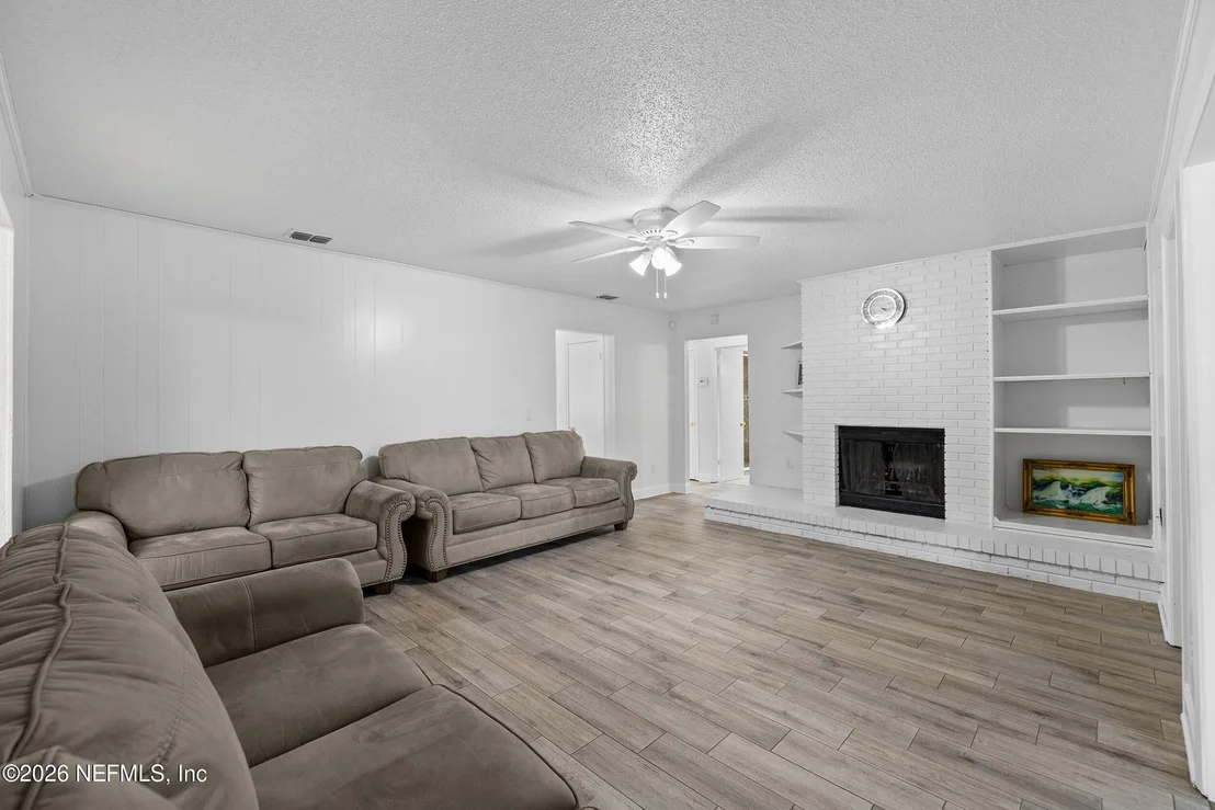 Photo of 3383 CHRYSLER Drive