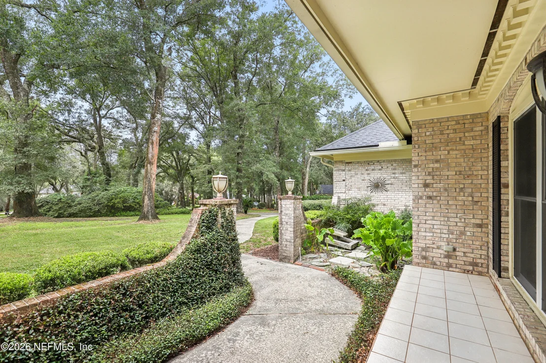 Photo of 2856 RAVINES Road