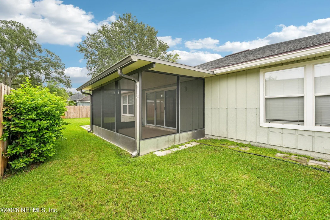 Photo of 1496 WINSTON Lane