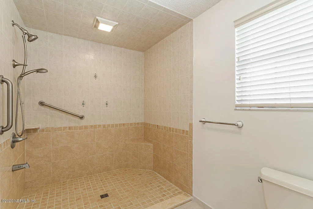 Photo of 9625 BEAUCLERC BLUFF Road