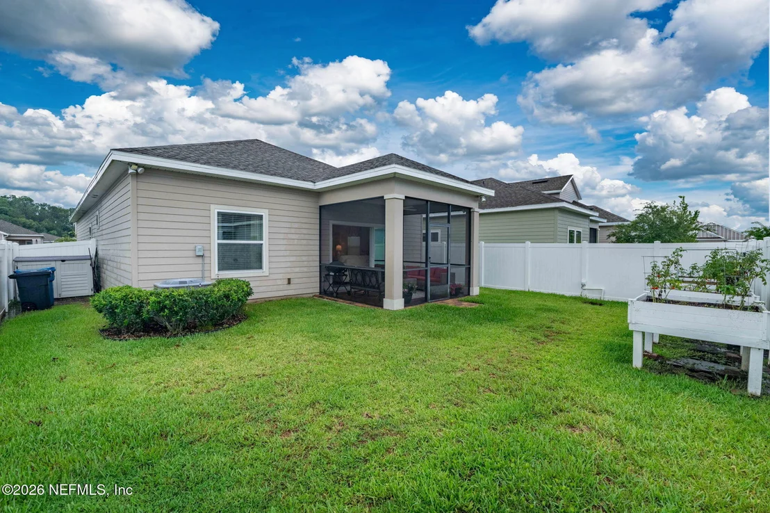 Photo of 39 CRYSTAL CREST Lane