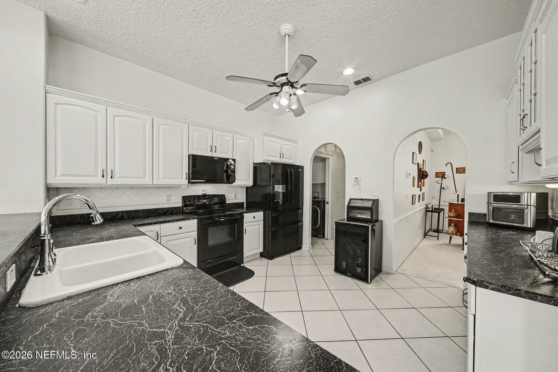Photo of 7 EDWARD Drive