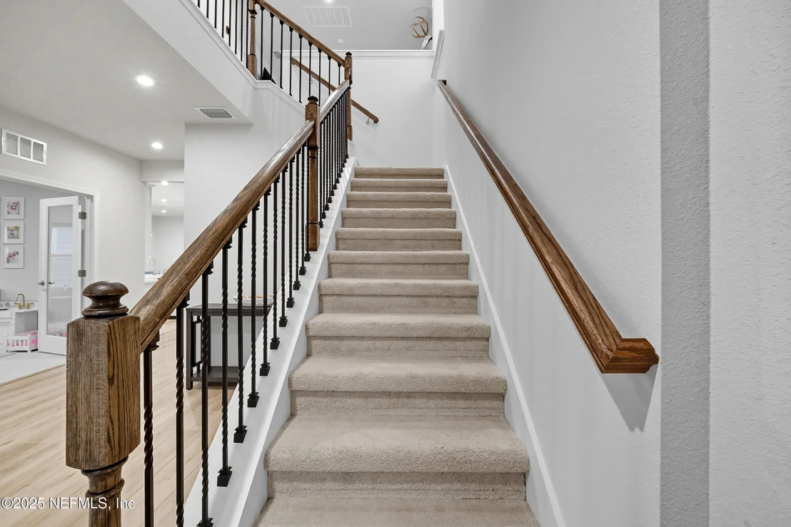 Photo of 278 TOWER Court