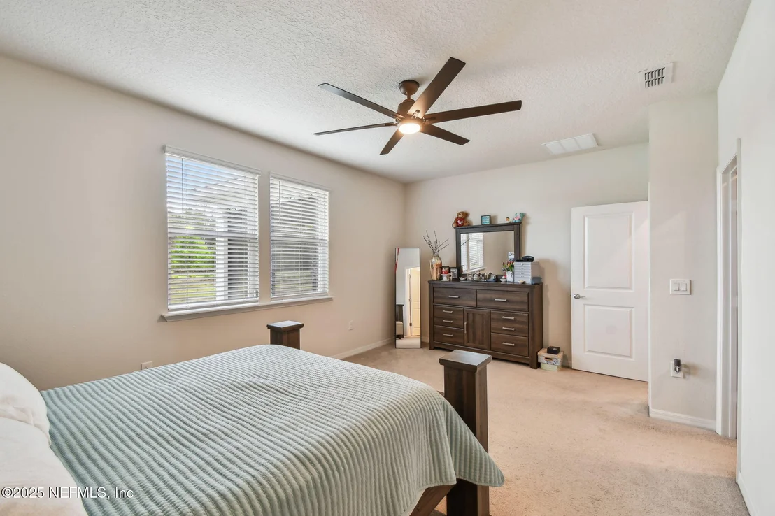 Photo of 182 MYRTLE OAK Court