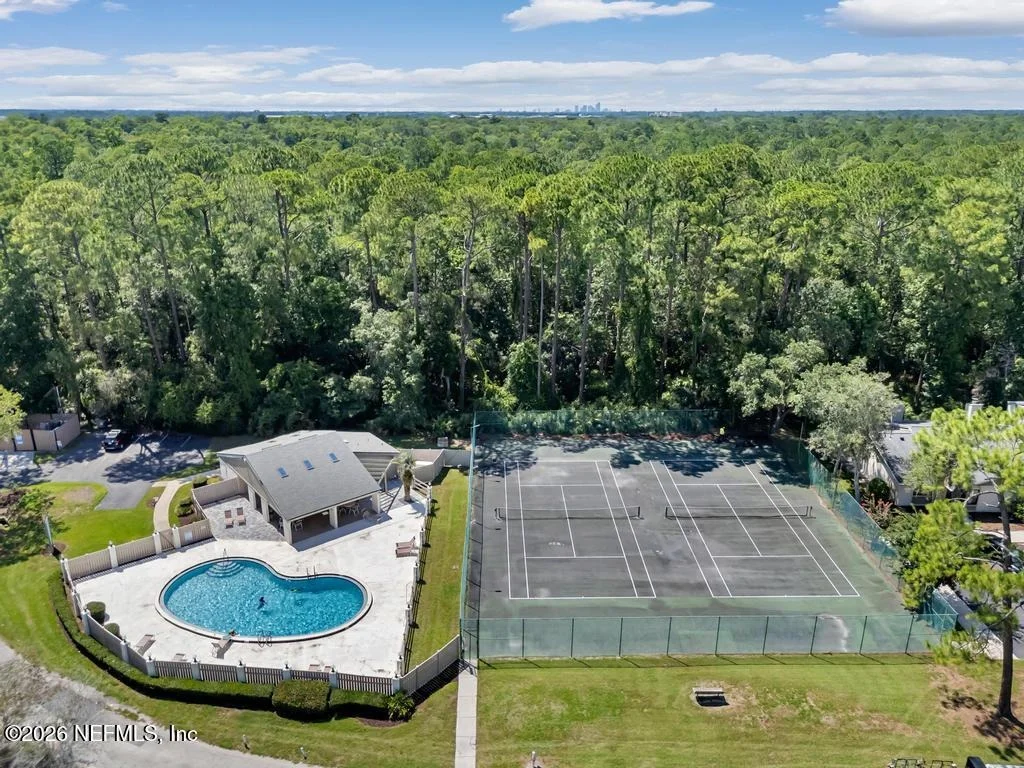 Photo of 7594 BAYMEADOWS Circle W