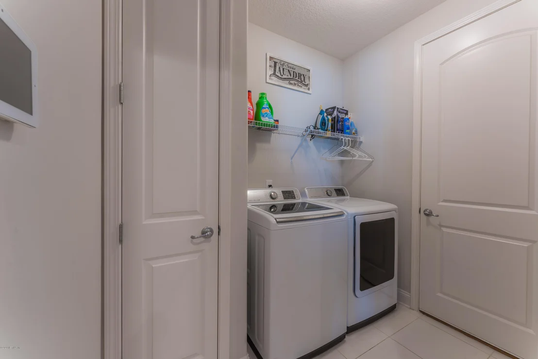 Photo of 4051 ARBOR MILL Circle