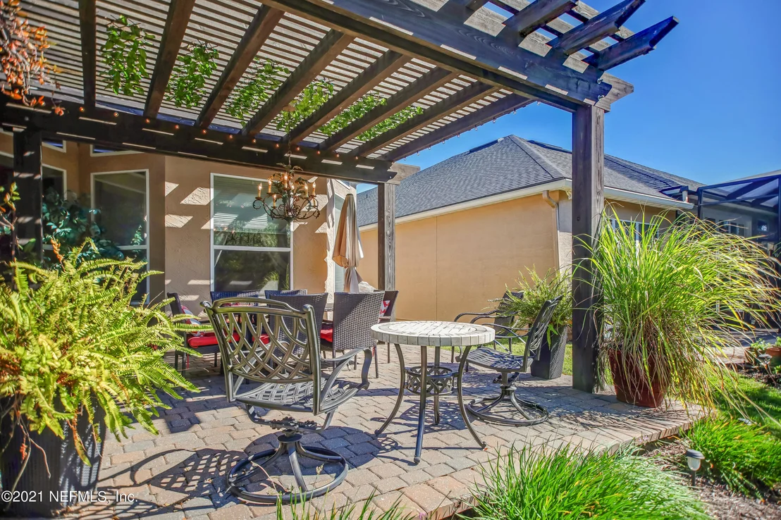 Photo of 1021 INVERNESS Drive