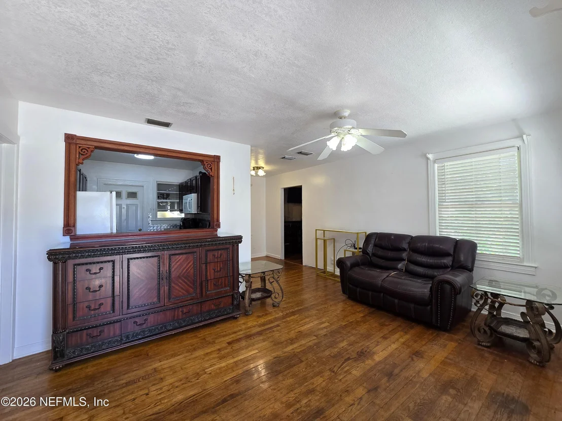 Photo of 2710 SOUTHSIDE Boulevard
