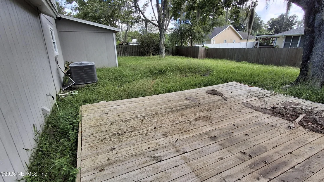 Photo of 1809 FARM WAY Way