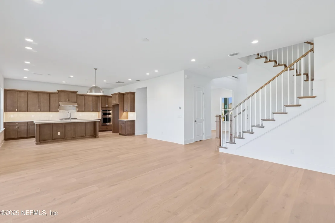 Photo of 300 HILLENDALE Circle