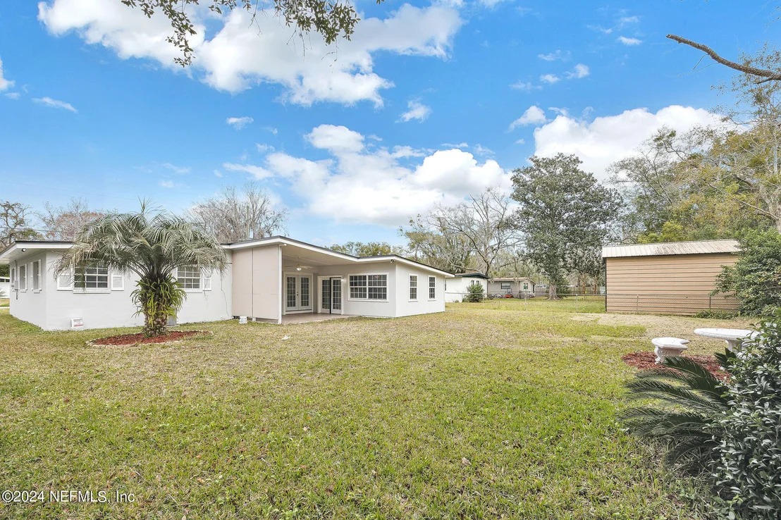Photo of 6942 ROLLO Road