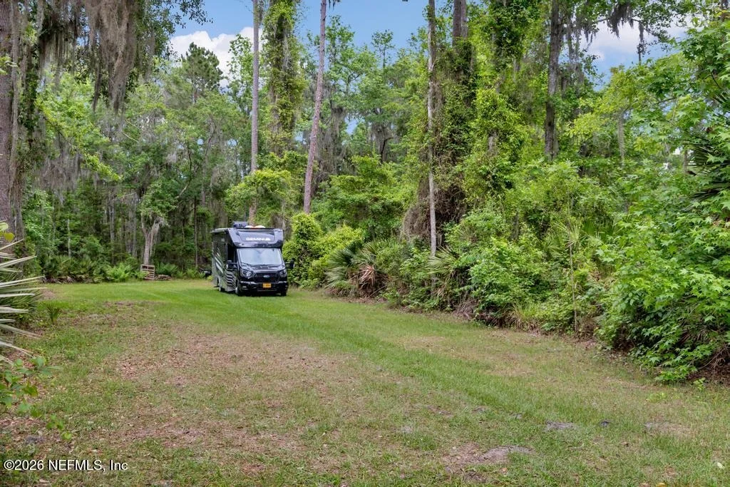 Photo of 124 RIVER PLANTATION Road N