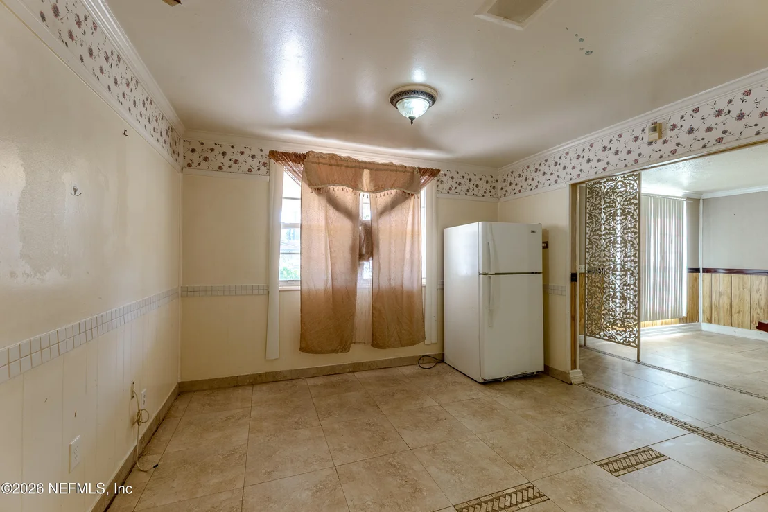 Photo of 2649 SANDRA Lane