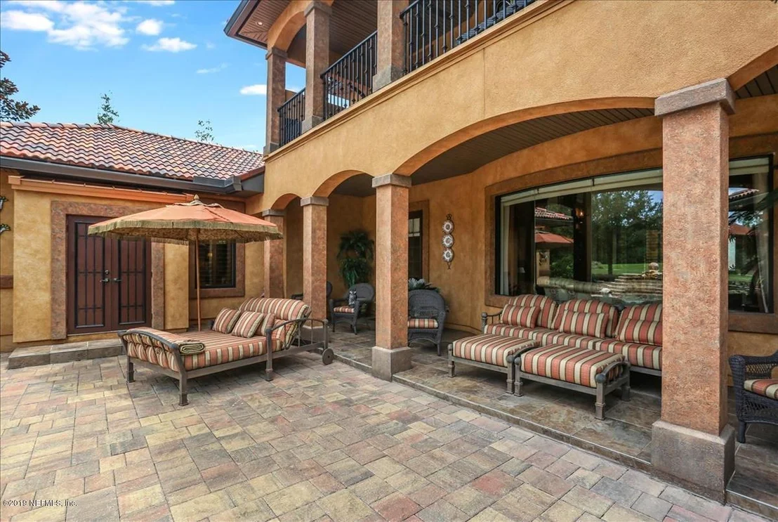 Photo of 1180 REGISTRY Boulevard